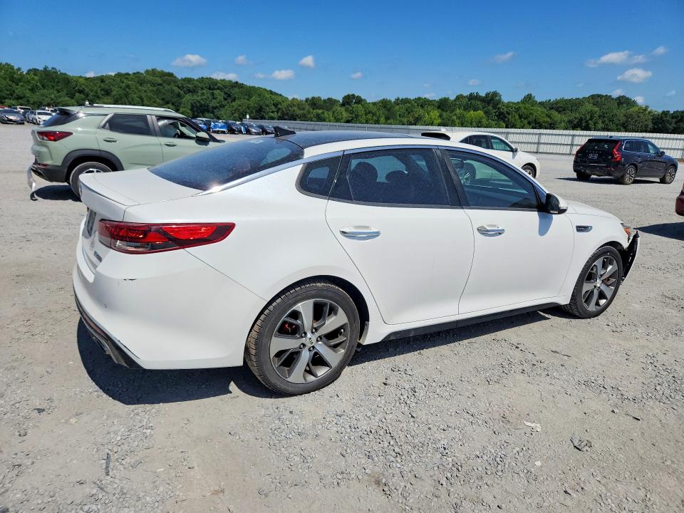 2016 Kia Optima მანქანა იყიდება აუქციონზე, vin: 5XXGW4L23GG001170, აუქციონის ნომერი: 61577896