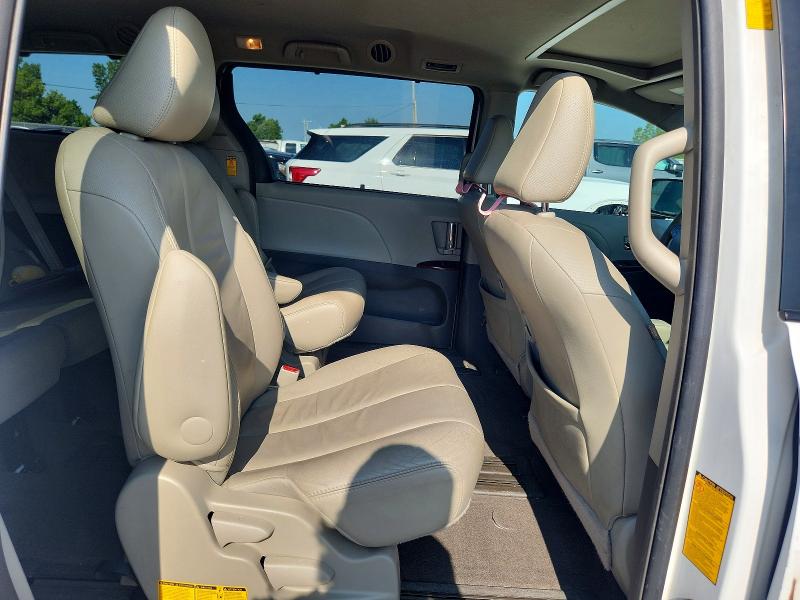 2014 Toyota Sienna მანქანა იყიდება აუქციონზე, vin: 5TDYK3DC6ES421325, აუქციონის ნომერი: 60034286