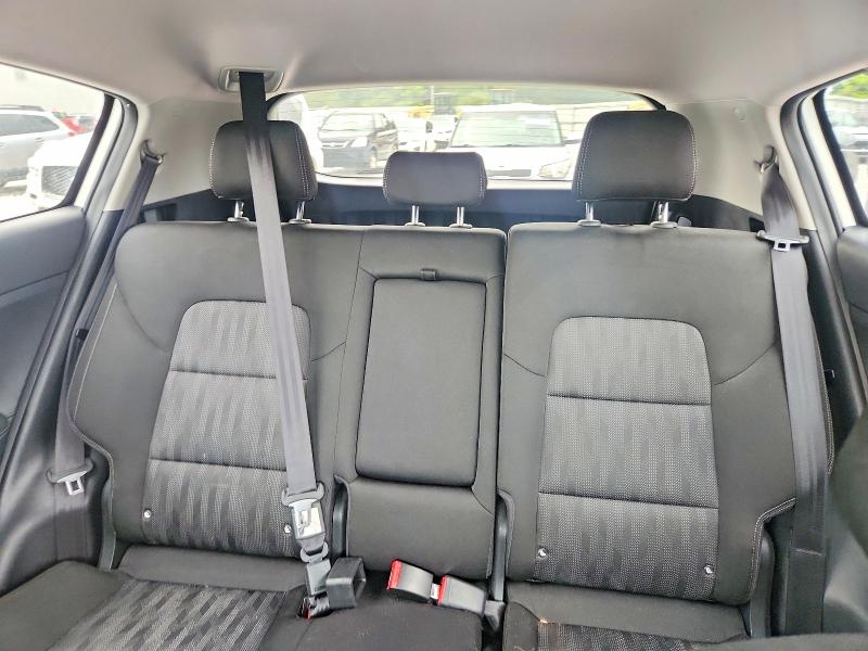 Продажа на аукционе авто 2017 Kia Sportage, vin: KNDPMCAC8H7127708, номер лота: 62406176