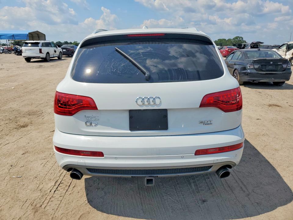 58802856 :رقم المزاد ، WA1DGAFE1FD005273 vin ، 2015 Audi Q7 مزاد بيع