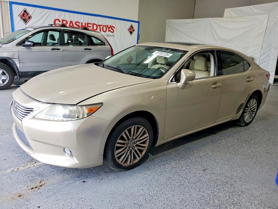 60202726 :رقم المزاد ، JTHBK1GG3D2075215 vin ، 2013 Lexus Es مزاد بيع