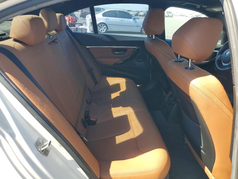 59543156 :رقم المزاد ، WBA8B9G55HNU49818 vin ، 2017 Bmw 330 مزاد بيع