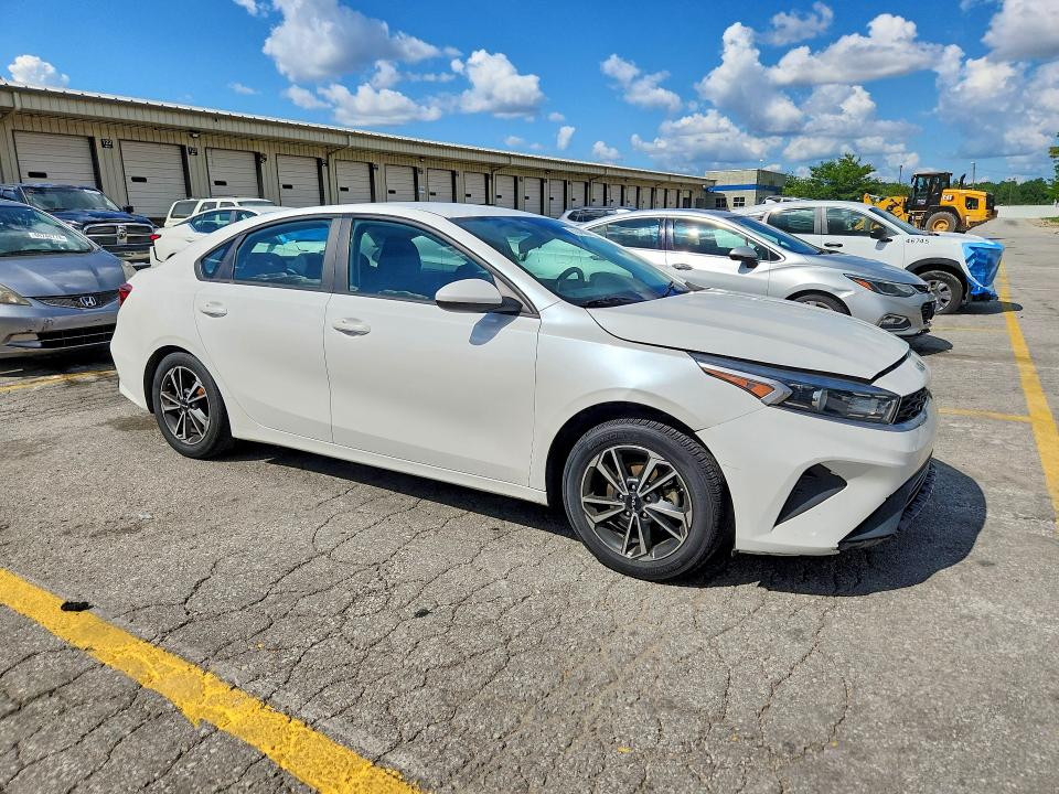 61240866 :رقم المزاد ، 3KPF24AD5PE506602 vin ، 2023 Kia Forte مزاد بيع