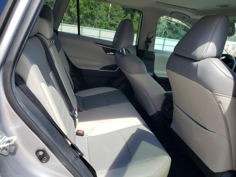 Продажа на аукционе авто 2020 Toyota Rav4, vin: 2T3C1RFV2LC053446, номер лота: 63641726