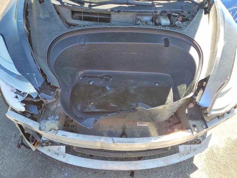63427166 :رقم المزاد ، 5YJ3E1EA4JF034385 vin ، 2018 Tesla Model 3 مزاد بيع