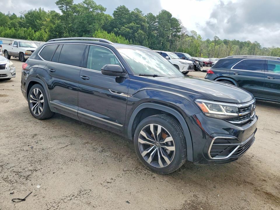 60248276 :رقم المزاد ، 1V2FR2CA5NC507514 vin ، 2022 Volkswagen Atlas مزاد بيع