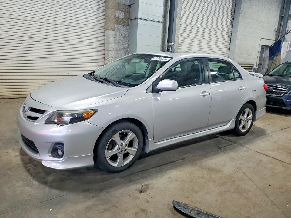 2011 Toyota Corolla მანქანა იყიდება აუქციონზე, vin: 2T1BU4EE8BC585945, აუქციონის ნომერი: 61850906