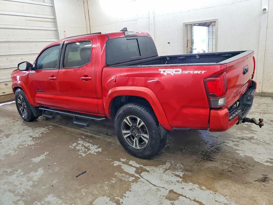 62464356 :رقم المزاد ، 5TFAZ5CN7KX077487 vin ، 2019 Toyota Tacoma مزاد بيع