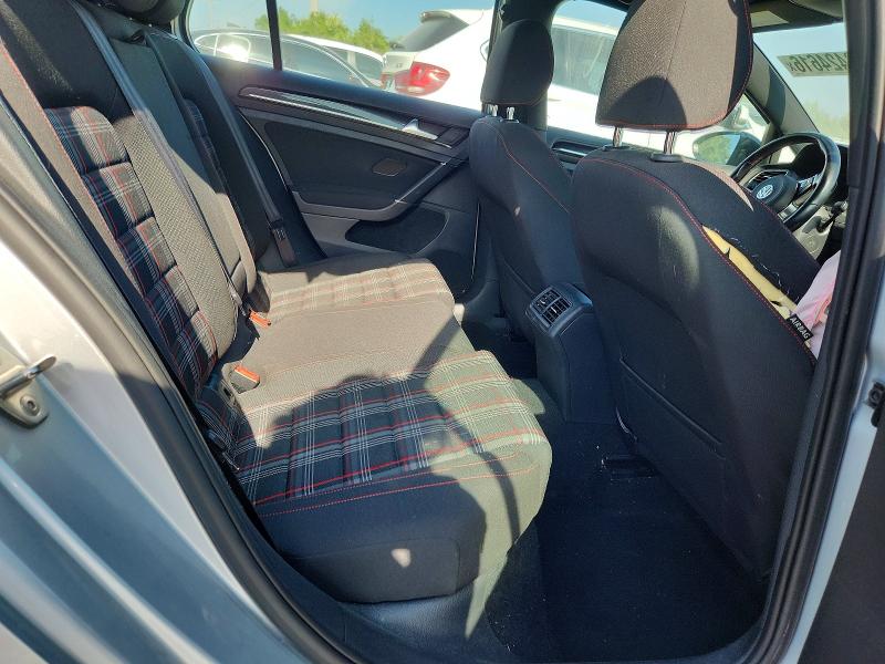 60424616 :رقم المزاد ، 3VW447AU9HM070893 vin ، 2017 Volkswagen Gti مزاد بيع
