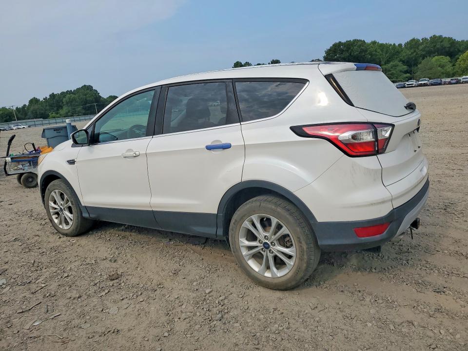 Продажа на аукционе авто 2017 Ford Escape, vin: 1FMCU0G92HUE30134, номер лота: 63055836
