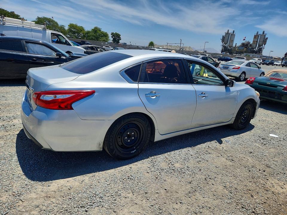 Продаж на аукціоні авто 2016 Nissan Altima, vin: 1N4AL3APXGC167909, номер лоту: 62352546