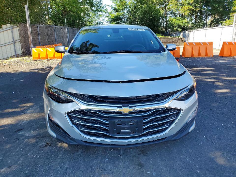 Продажа на аукционе авто 2022 Chevrolet Malibu, vin: 1G1ZD5ST2NF153184, номер лота: 61022496