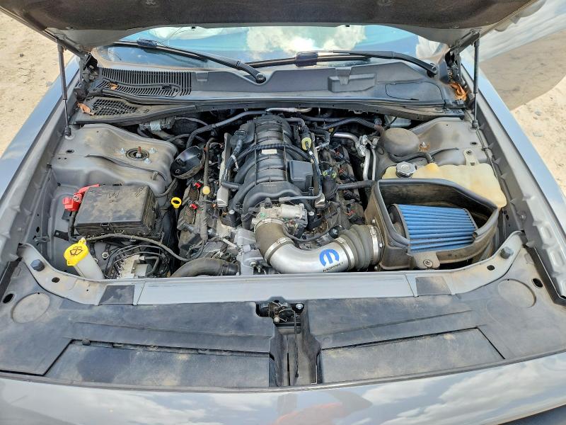 61244826 :رقم المزاد ، 2C3CDZBT5KH639376 vin ، 2019 Dodge Challenger مزاد بيع