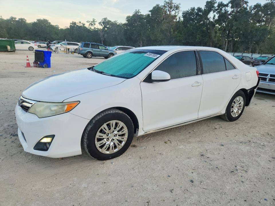 95587855 :رقم المزاد ، 4T1BF1FK1CU544232 vin ، 2012 Toyota Camry مزاد بيع