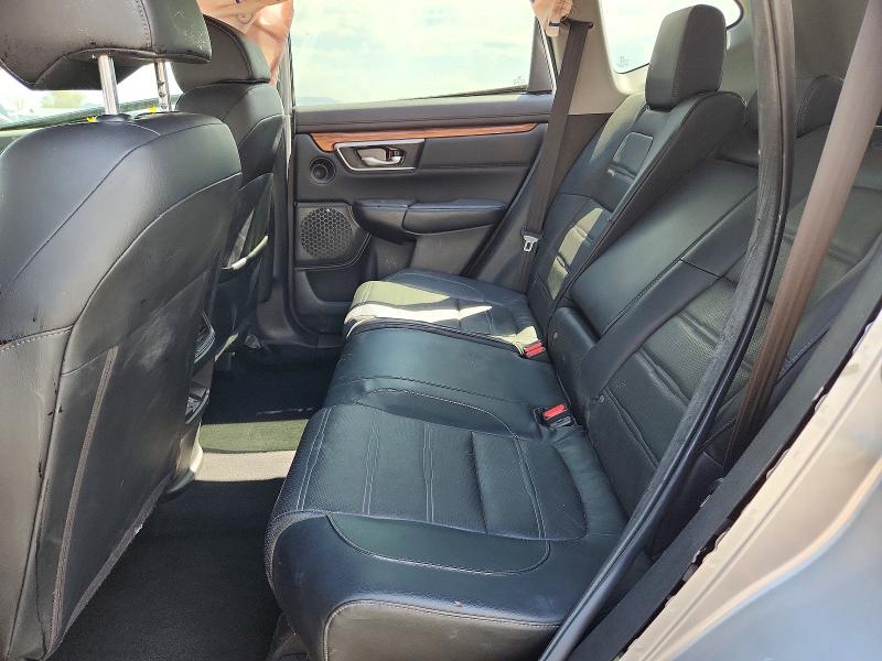 62833646 :رقم المزاد ، 2HKRW2H80HH628117 vin ، 2017 Honda Cr-v مزاد بيع