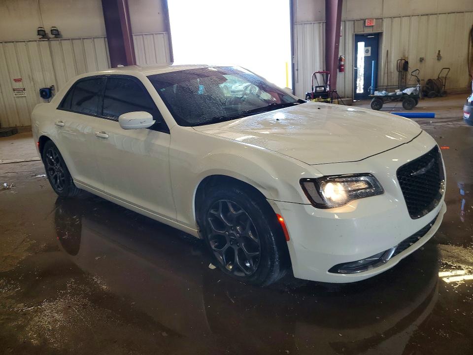 2018 Chrysler 300 მანქანა იყიდება აუქციონზე, vin: 2C3CCAGG8JH141672, აუქციონის ნომერი: 60830786