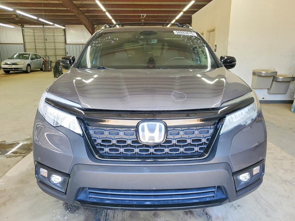 58883876 :رقم المزاد ، 5FNYF8H08KB003835 vin ، 2019 Honda Passport مزاد بيع