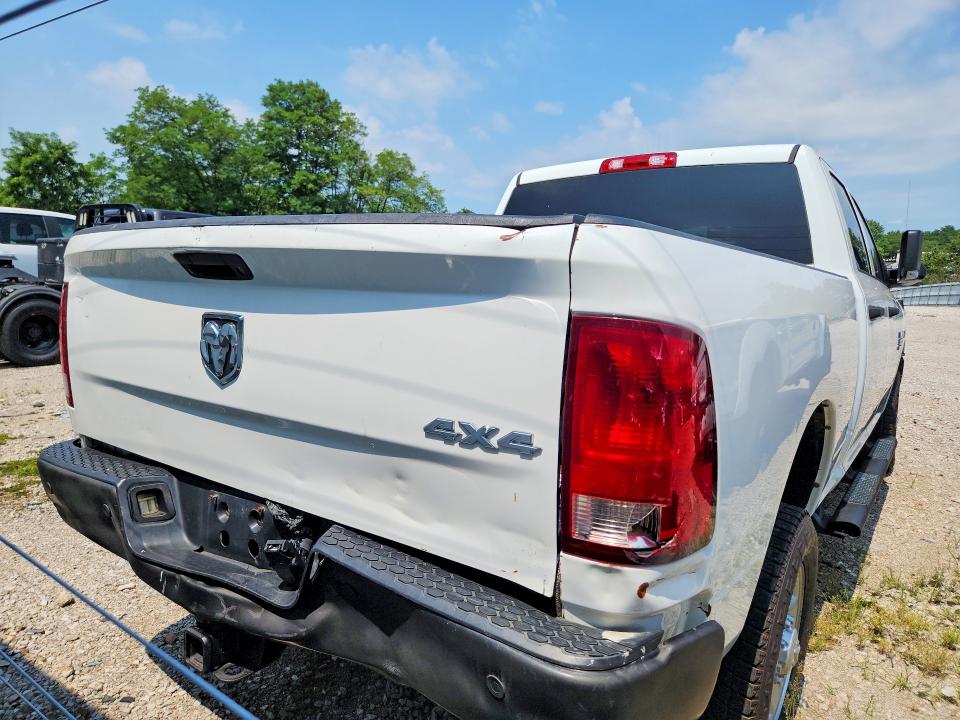 Продаж на аукціоні авто 2017 Ram 3500, vin: 3C63R3CJ9HG762301, номер лоту: 62101686