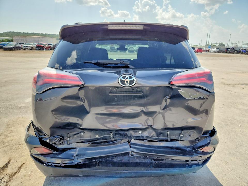 Продаж на аукціоні авто 2018 Toyota Rav4, vin: JTMZFREV7JJ204787, номер лоту: 61365236