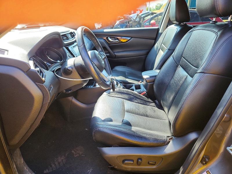 62142446 :رقم المزاد ، 5N1AT2MV9KC767338 vin ، 2019 Nissan Rogue مزاد بيع