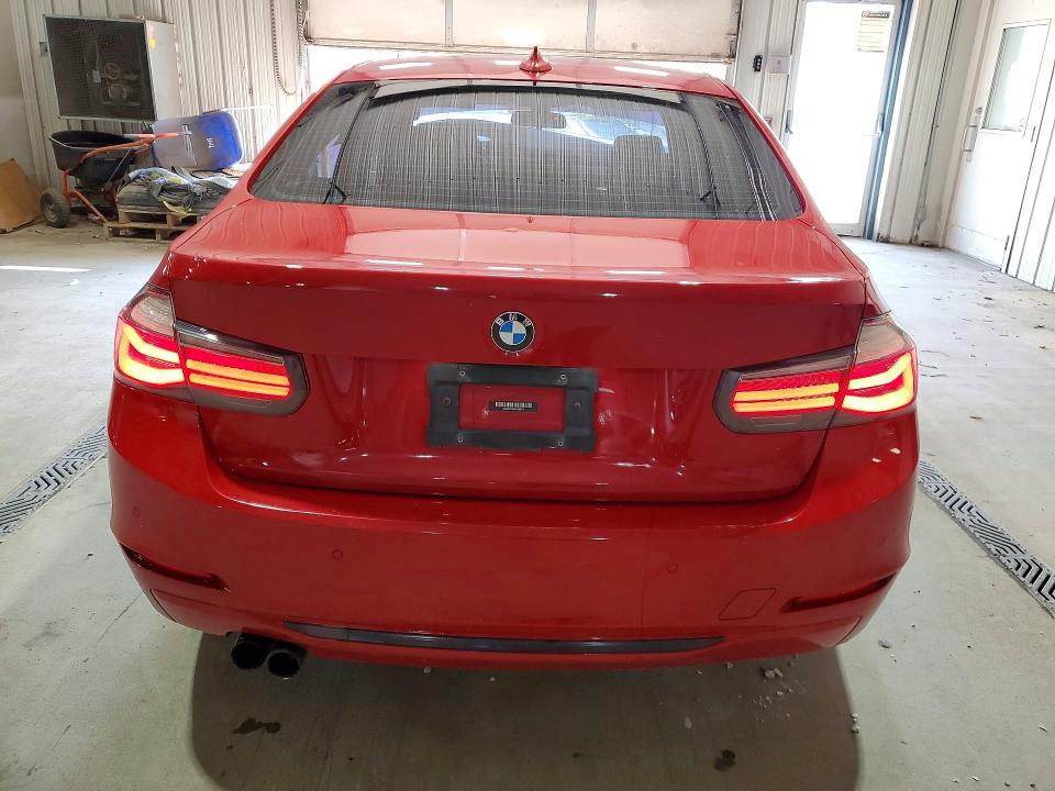 60034086 :رقم المزاد ، WBA3C1C5XDF436775 vin ، 2013 Bmw 328 مزاد بيع