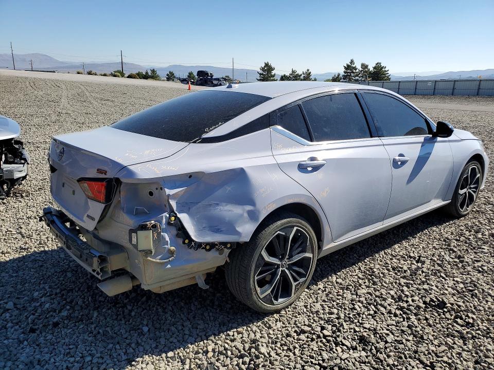 61798856 :رقم المزاد ، 1N4BL4CW3RN418596 vin ، 2024 Nissan Altima مزاد بيع