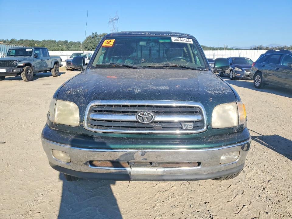59230186 :رقم المزاد ، 5TBRT3817YS118223 vin ، 2000 Toyota Tundra مزاد بيع