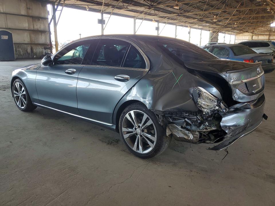 60082336 :رقم المزاد ، 55SWF4JB7HU182114 vin ، 2017 Mercedes-benz C مزاد بيع