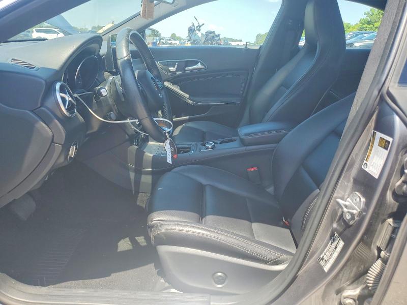 60874796 :رقم المزاد ، WDDSJ4GB2JN635235 vin ، 2018 Mercedes-benz Cla مزاد بيع