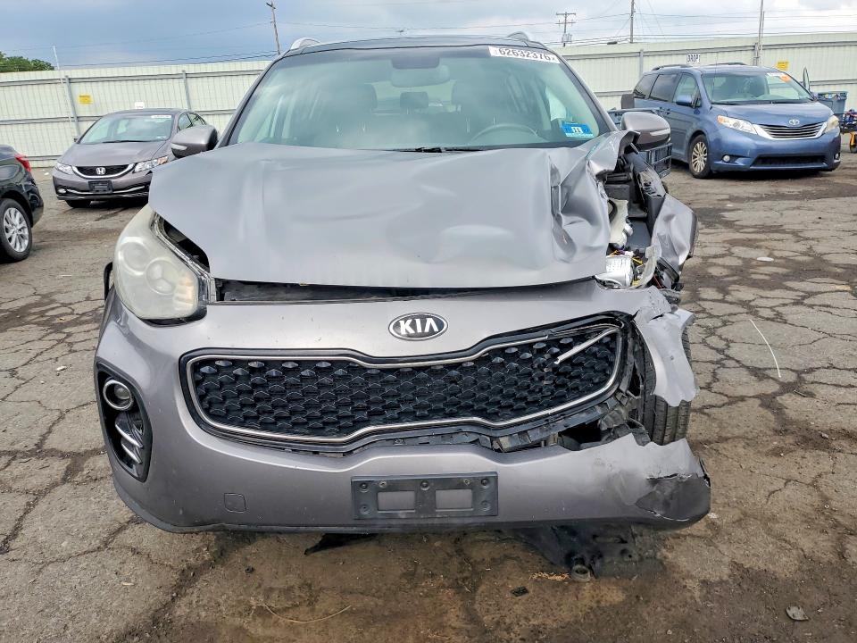 62632376 :رقم المزاد ، KNDPNCAC6H7270220 vin ، 2017 Kia Sportage مزاد بيع