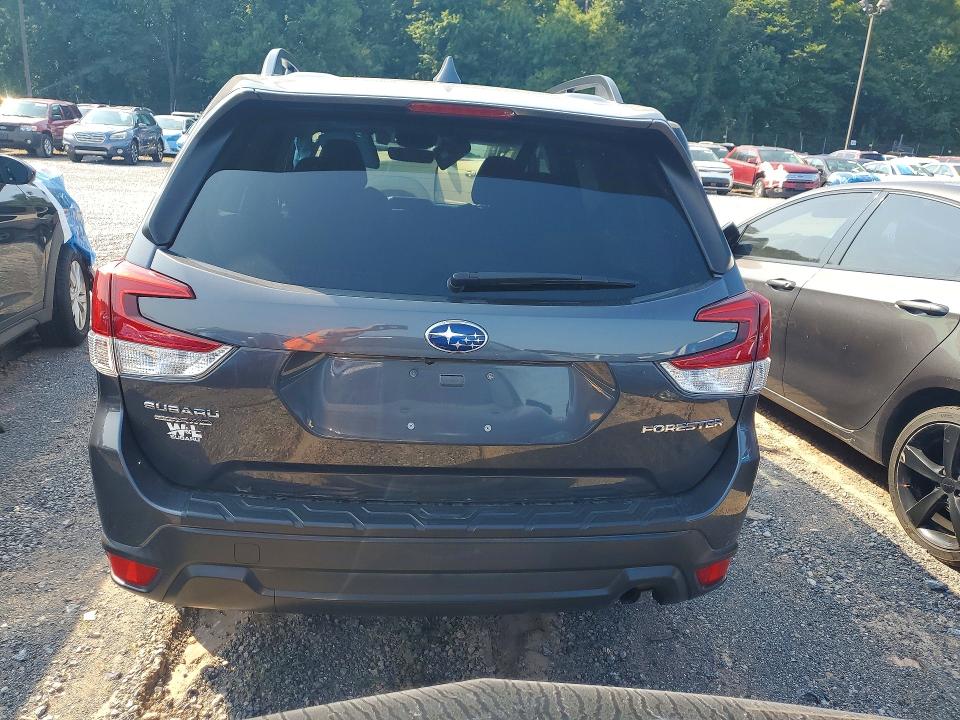 60852736 :رقم المزاد ، JF2SKAJC7LH455873 vin ، 2020 Subaru Forester مزاد بيع