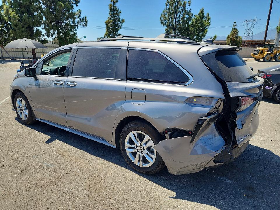 Продажа на аукционе авто 2026 Toyota Sienna, vin: 5TDYSKFC0TS249815, номер лота: 60066976