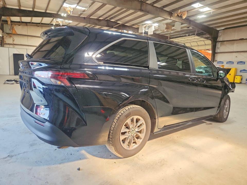 2025 Toyota Sienna მანქანა იყიდება აუქციონზე, vin: 5TDKRKEC0SS231526, აუქციონის ნომერი: 62854686