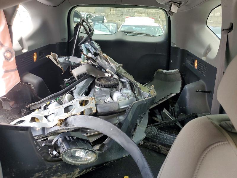 60546156 :رقم المزاد ، 2HKRW2H51JH699287 vin ، 2018 Honda Cr-v مزاد بيع