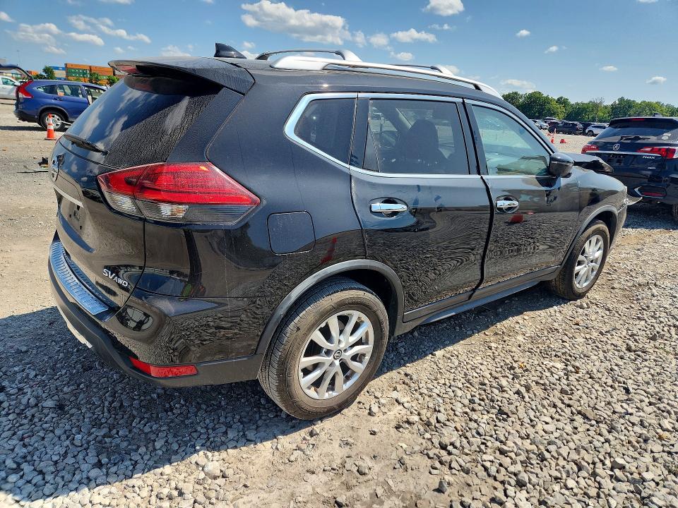 Продаж на аукціоні авто 2017 Nissan Rogue, vin: JN8AT2MV4HW000142, номер лоту: 62272496