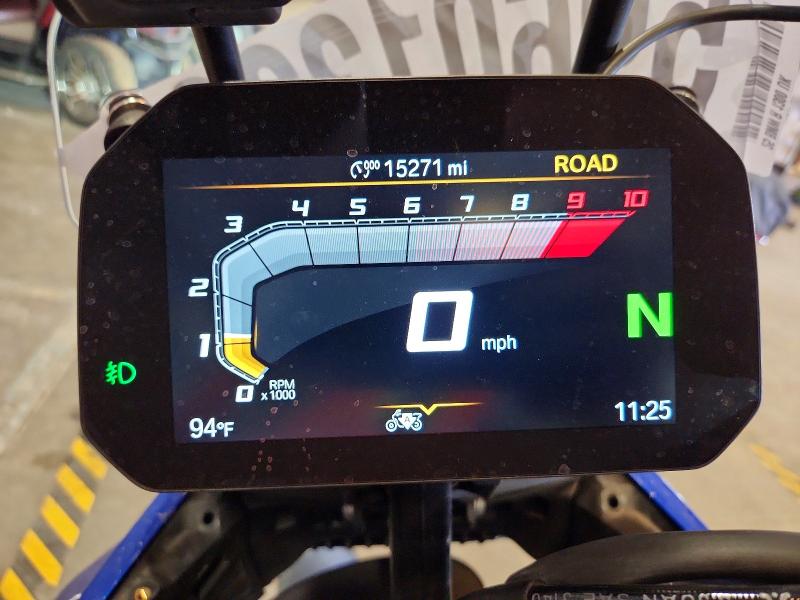 59601336 :رقم المزاد ، WB10M2305S6L52869 vin ، 2025 Bmw R 1300 مزاد بيع