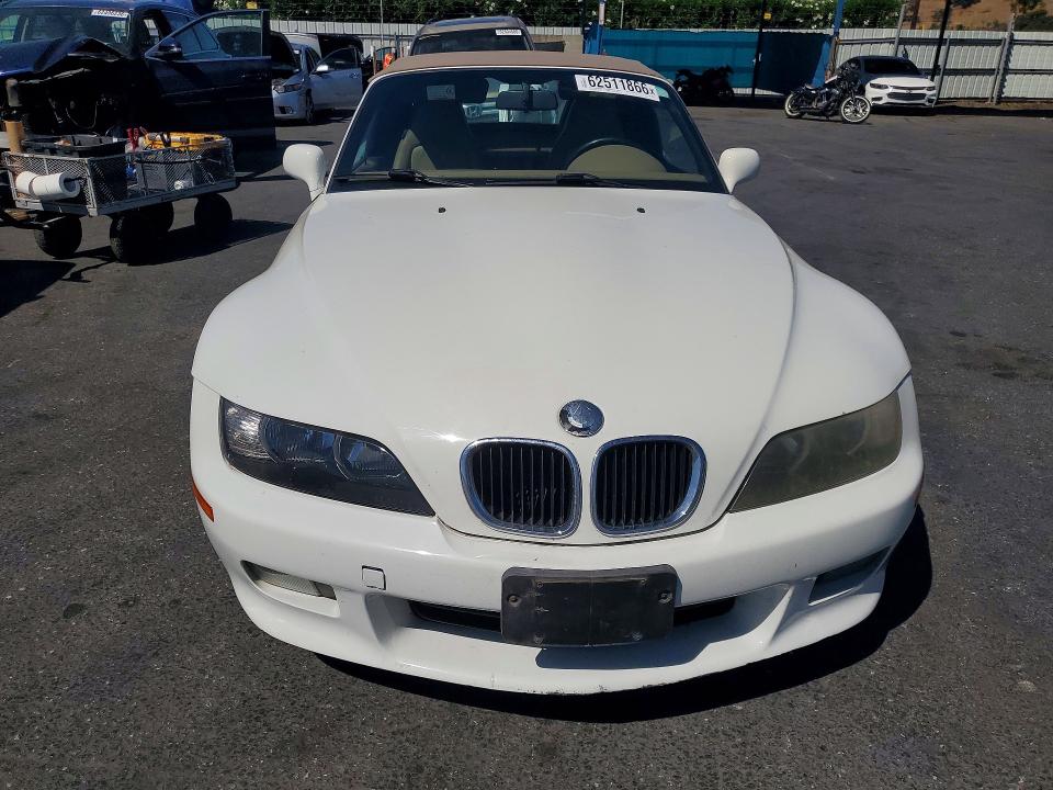 62511866 :رقم المزاد ، WBACN33471LM01122 vin ، 2001 Bmw Z3 مزاد بيع