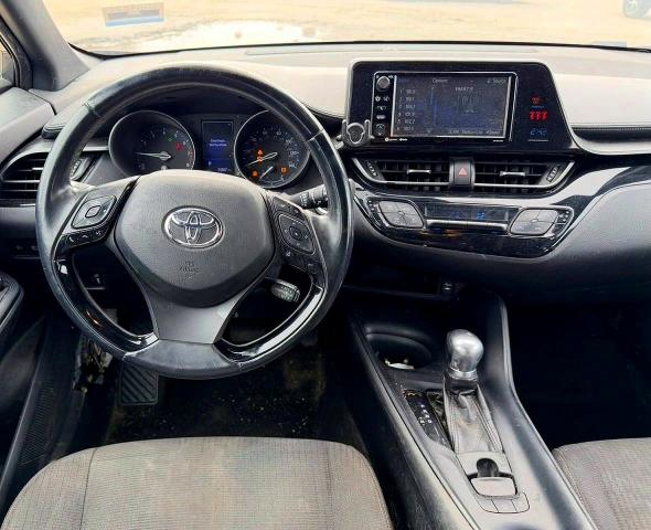 2019 Toyota C-hr მანქანა იყიდება აუქციონზე, vin: NMTKHMBX2KR068673, აუქციონის ნომერი: 62036126