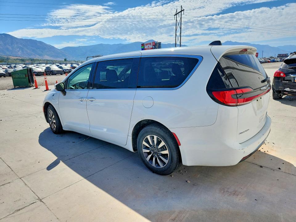 61169416 :رقم المزاد ، 2C4RC1L79PR611724 vin ، 2023 Chrysler Pacifica مزاد بيع