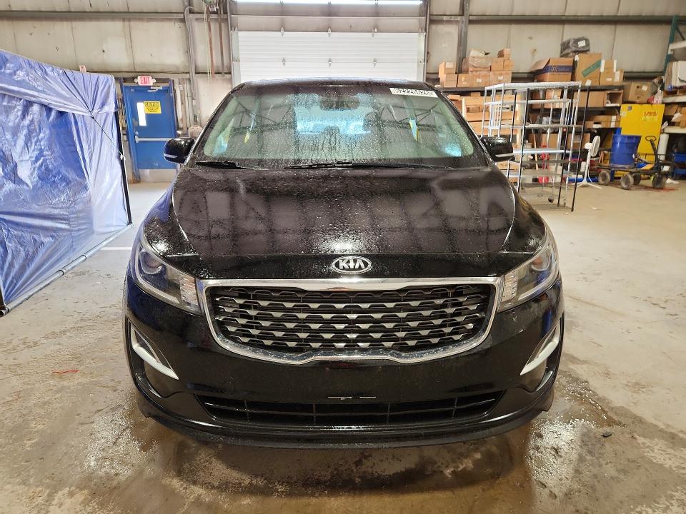 62226626 :رقم المزاد ، KNDMB5C10M6675122 vin ، 2021 Kia Sedona مزاد بيع