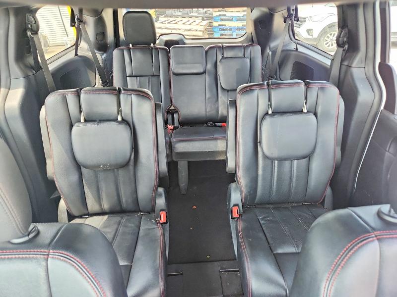 60663526 :رقم المزاد ، 2C4RDGEG3JR222307 vin ، 2018 Dodge Grand Caravan مزاد بيع