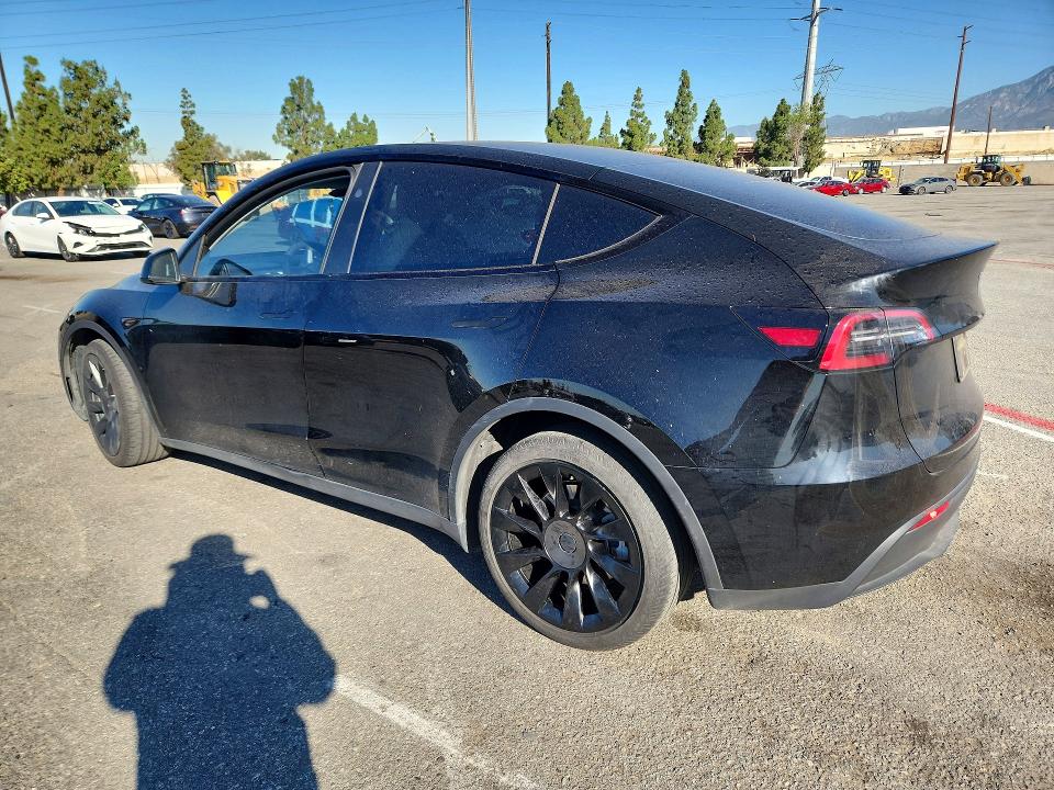 2023 Tesla Model Y მანქანა იყიდება აუქციონზე, vin: 7SAYGDEE4PF867653, აუქციონის ნომერი: 60025616