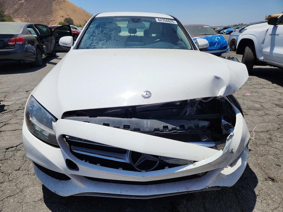 2015 Mercedes-benz C მანქანა იყიდება აუქციონზე, vin: 55SWF4JB1FU069238, აუქციონის ნომერი: 62356026