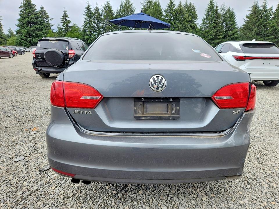59355666 :رقم المزاد ، 3VWD17AJXEM321768 vin ، 2014 Volkswagen Jetta مزاد بيع