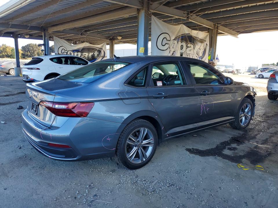 Продажа на аукционе авто 2024 Volkswagen Jetta, vin: 3VWEM7BU9RM032231, номер лота: 62124826