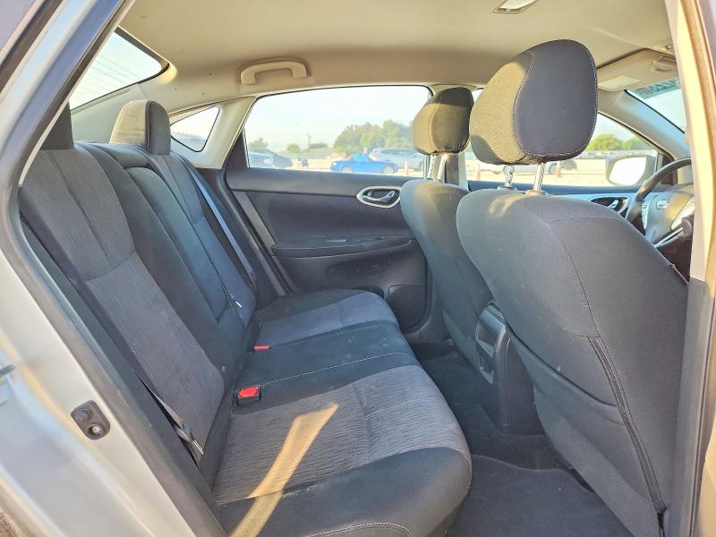 63492236 :رقم المزاد ، 3N1AB7AP5FL642764 vin ، 2015 Nissan Sentra مزاد بيع