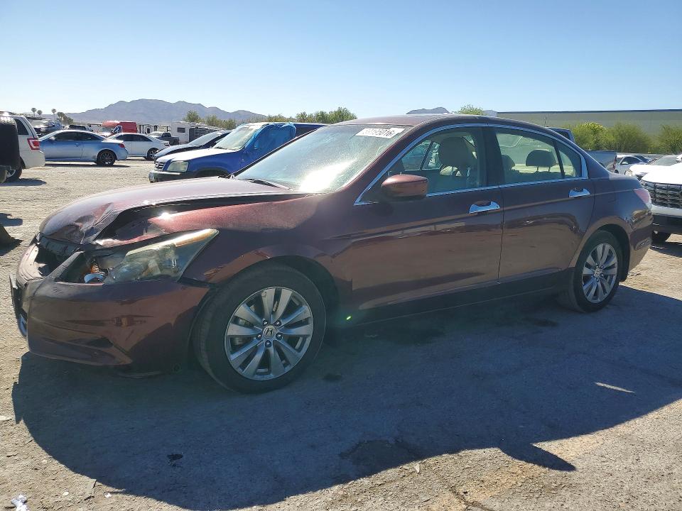 59195016 :رقم المزاد ، 1HGCP3F84BA028633 vin ، 2011 Honda Accord مزاد بيع