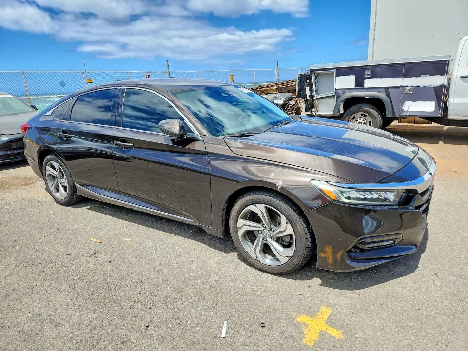 Продажа на аукционе авто 2018 Honda Accord, vin: 1HGCV1F4XJA076207, номер лота: 59199676