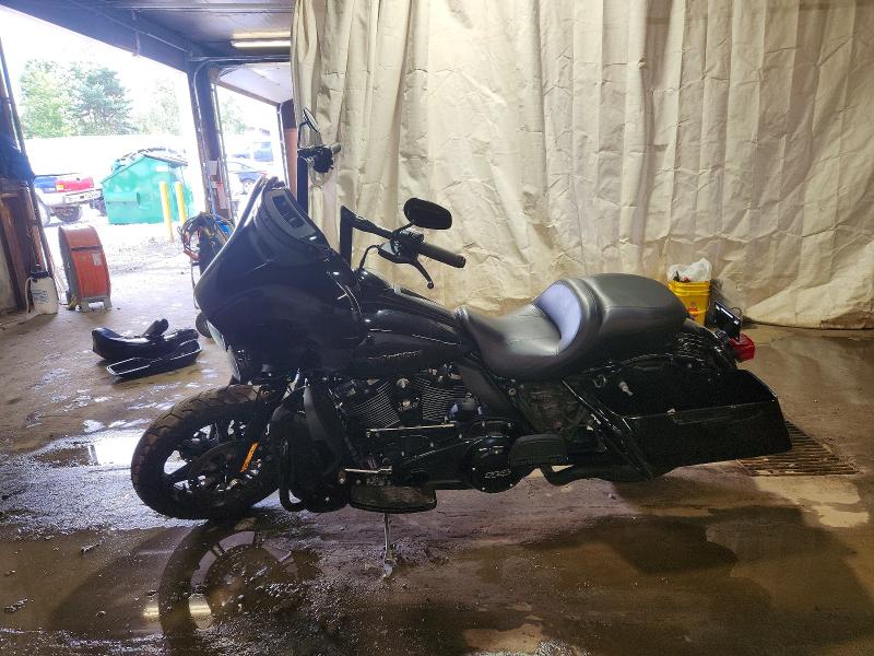 61542856 :رقم المزاد ، 1HD1KEF10MB647079 vin ، 2021 Harley-davidson Flhtk مزاد بيع