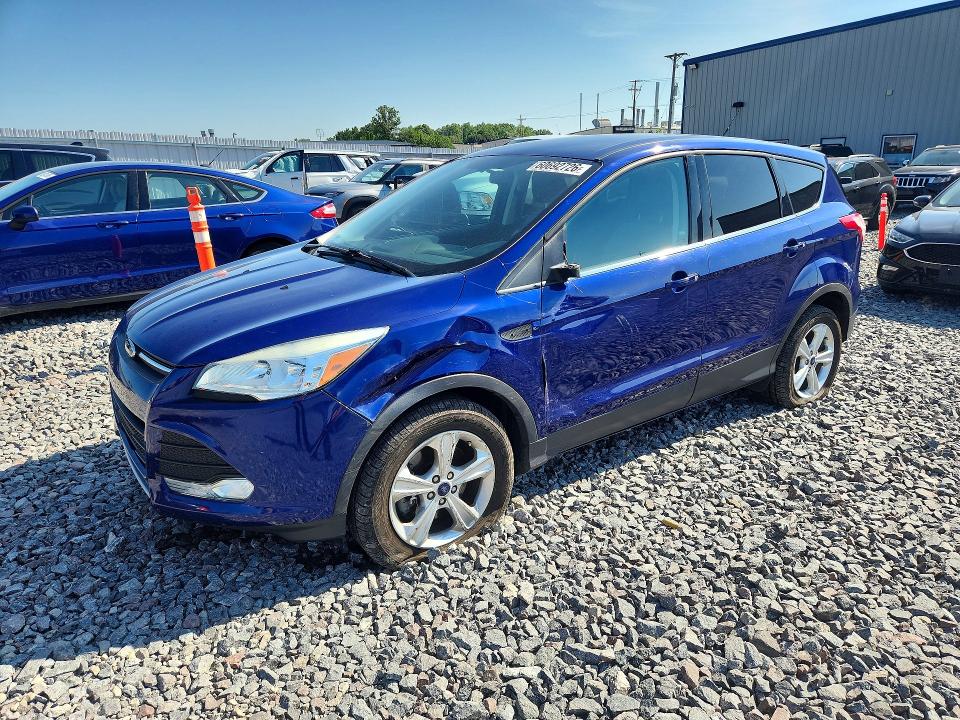 2015 Ford Escape მანქანა იყიდება აუქციონზე, vin: 1FMCU9G94FUB31004, აუქციონის ნომერი: 60692726